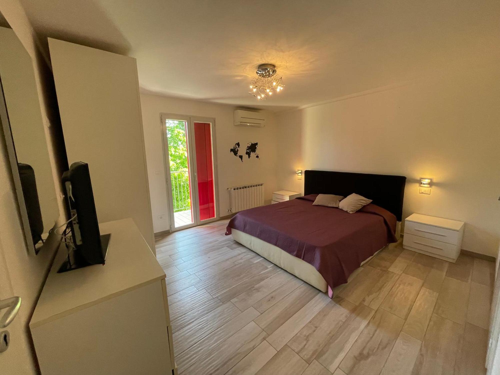 Reverso - Alloggi Con Solarium Vista Mare Caorle Eksteriør billede