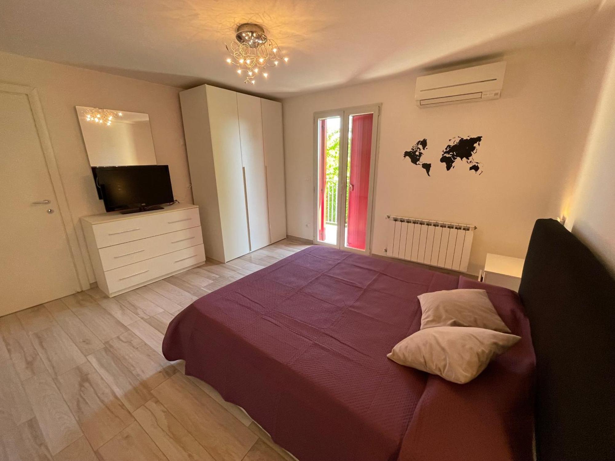 Reverso - Alloggi Con Solarium Vista Mare Caorle Eksteriør billede